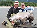 Jag och guiden Derek med min Chinook (Kungslax) fr�n Skeena River.