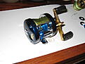 Ambassadeur 5601C4 Pike Musky performance. Ja d� har man trimmat rullen f�r g�ddfiske med nytt bromssystem UT Power Star Drag, l�ttad linspridare och med keramisk knivbult, l�ttad linspole med slintrade oljebronslager, extra backsp�rr, Aluminium bottenplatta bytt till kromad m�ssing, aluminiumstativ bytt till kromad m�ssing och svart tumst�d bytt till g�dd m�nster. S� nu har jag en fiskerulle som klarar monsterg�ddorna.